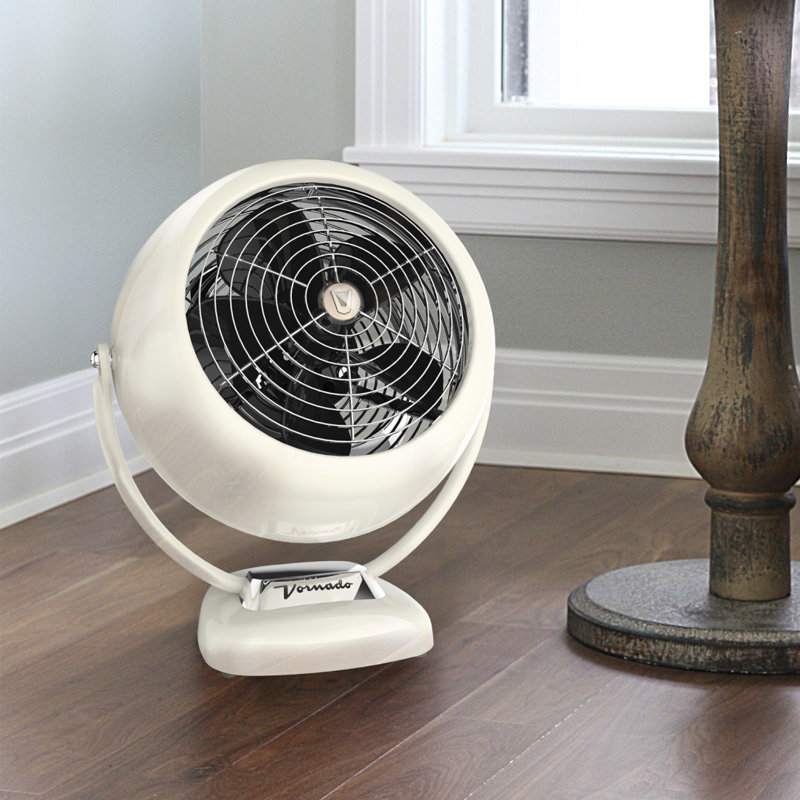 Vornado Large Vintage Whole Room Air Circulator 14" Floor Fan & Reviews